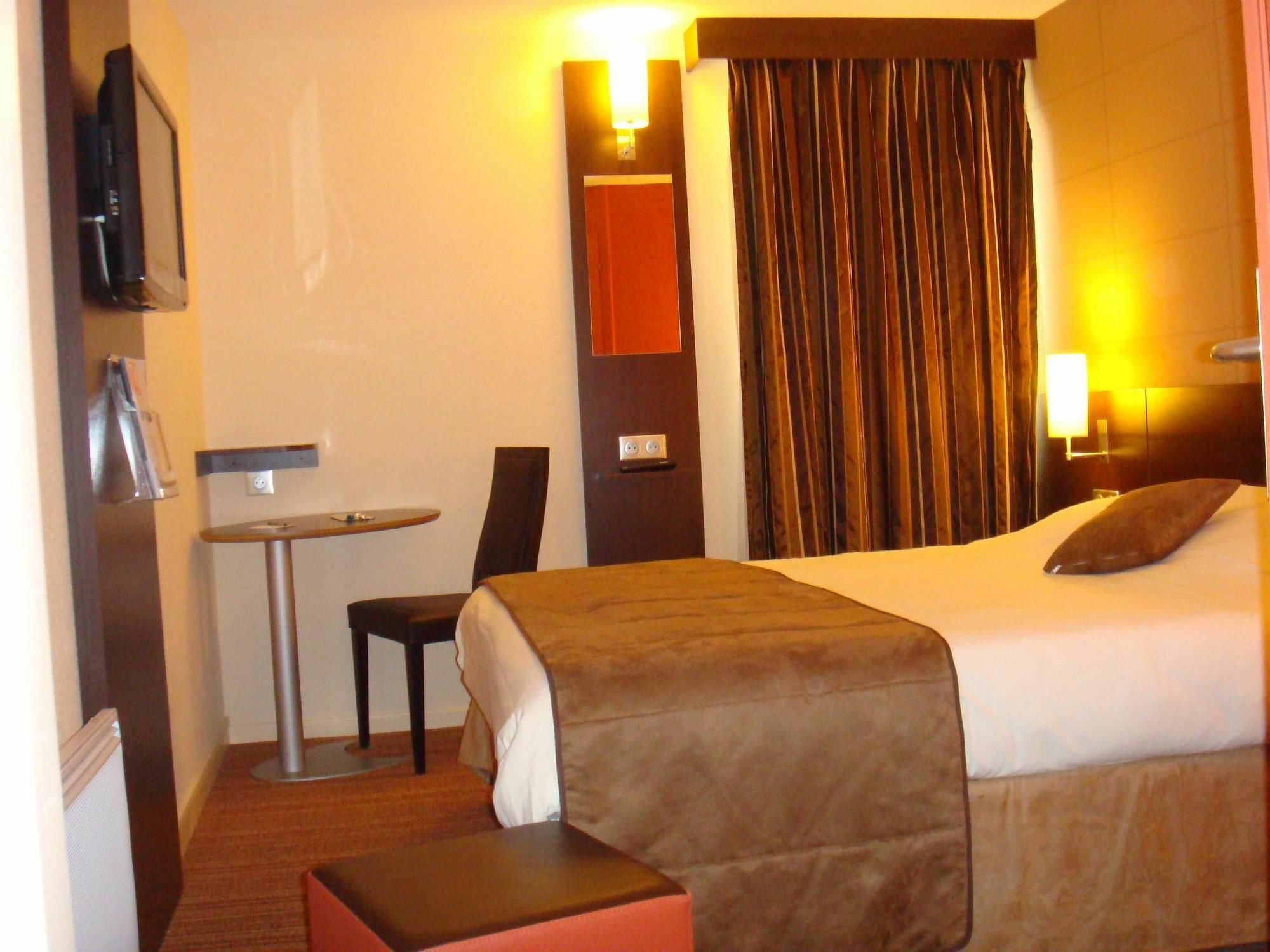 Hotel Inn Design Poitiers Sud Room photo